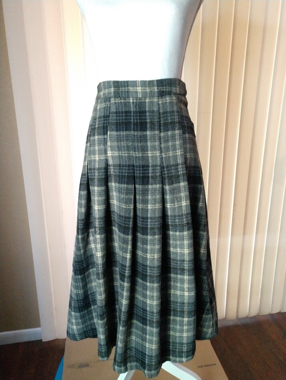 Vintage Gray Plaid Skirt Loose Pleats Midi Academia Fall Autumn Winter Medium